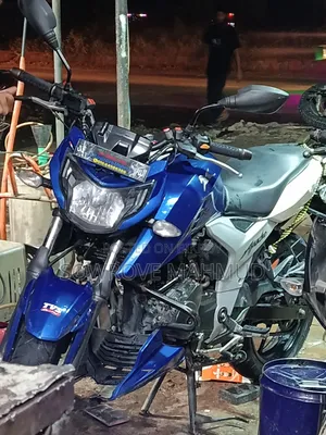 TVS Apache 160 4V 2020 Blue
