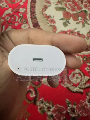 Apple Adapter