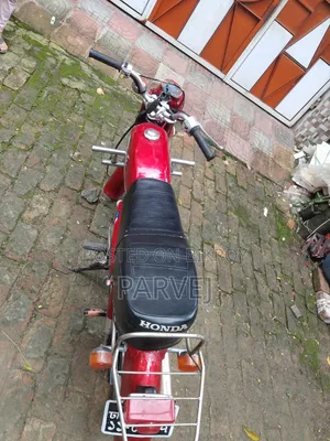 Honda Super Hawk 1999 Red