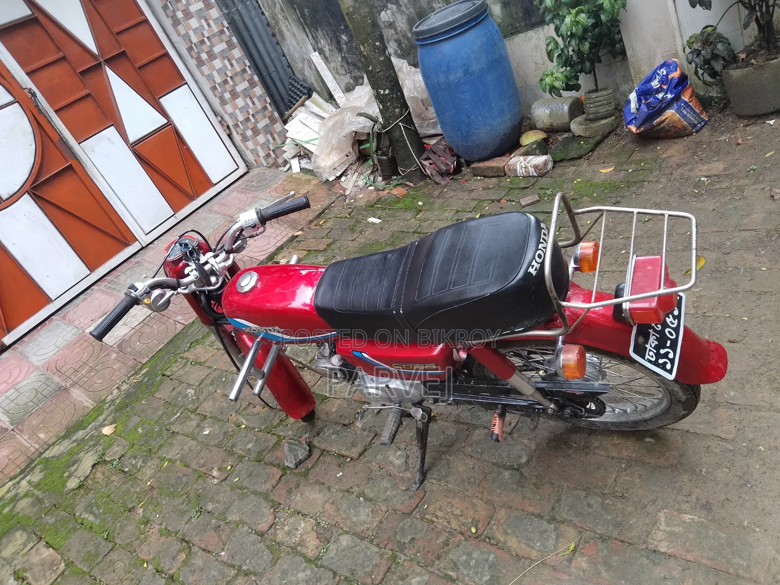Honda Super Hawk 1999 Red