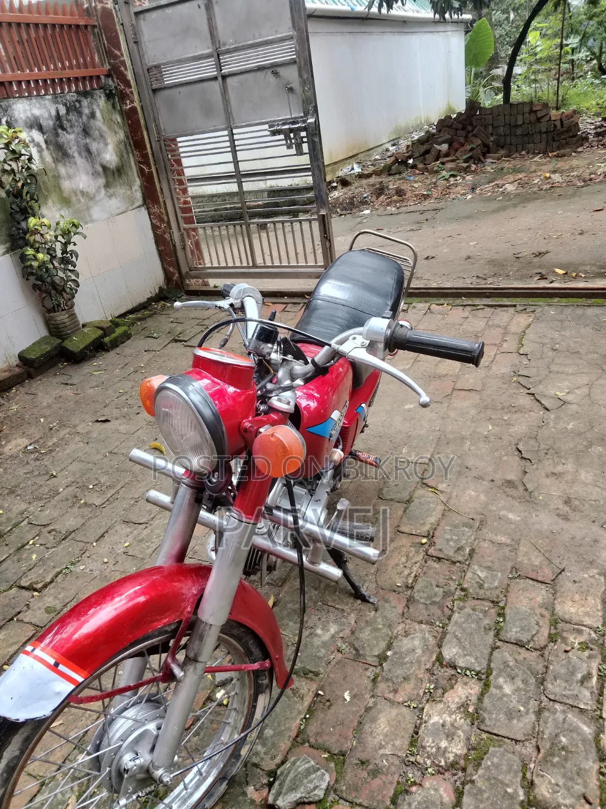 Honda Super Hawk 1999 Red