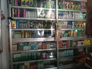 কসমেটিক দোকানের ডেকোরেশন বিক্রি করা হবে (অ্যালুমিনিয়াম +গ্লাস)