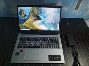 Laptop Acer Aspire 3 12GB AMD Ryzen HDD+SSD 1.5T