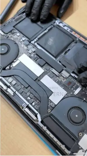MacBook Pro A1990 No Power Issue? Apple Lab Can Fix It!