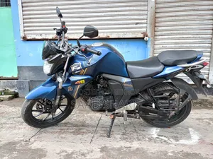 ইয়ামাহা এফজেড ২০১৮ ব্লু