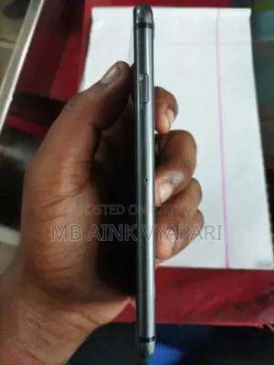 Apple iPhone 8 64 GB Black