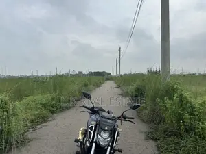 এন-ব্লক, ৩ কাঠা, পূর্বমুখী, বাজার প্রতিদিনের কাছে, বসুন্ধরা