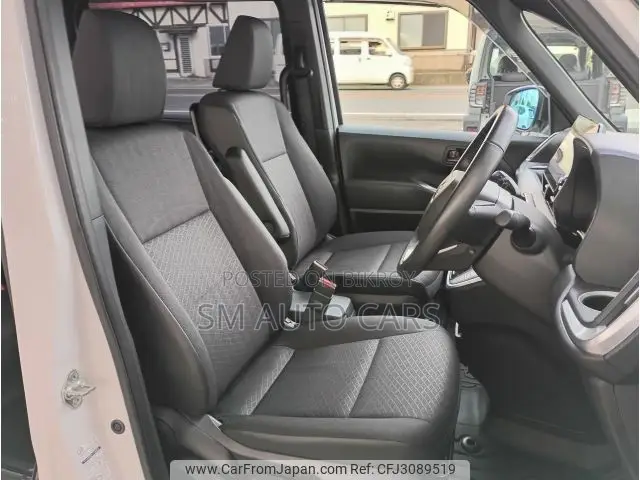 Toyota Noah 2022 Pearl