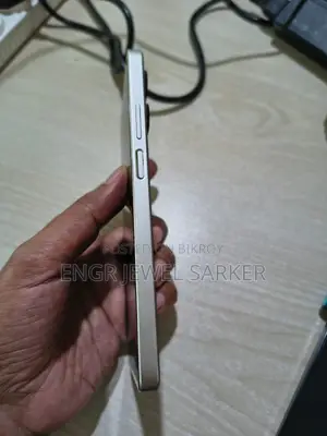 রিয়েলমি ১০ প্রো ১২৮ জিবি সিলভার