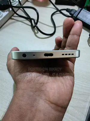 রিয়েলমি ১০ প্রো ১২৮ জিবি সিলভার