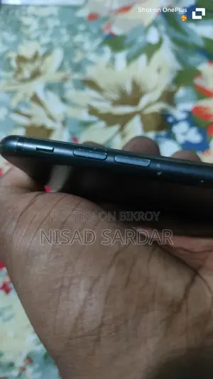 অ্যাপল আইফোন ৭ ১২৮ জিবি ব্ল্যাক