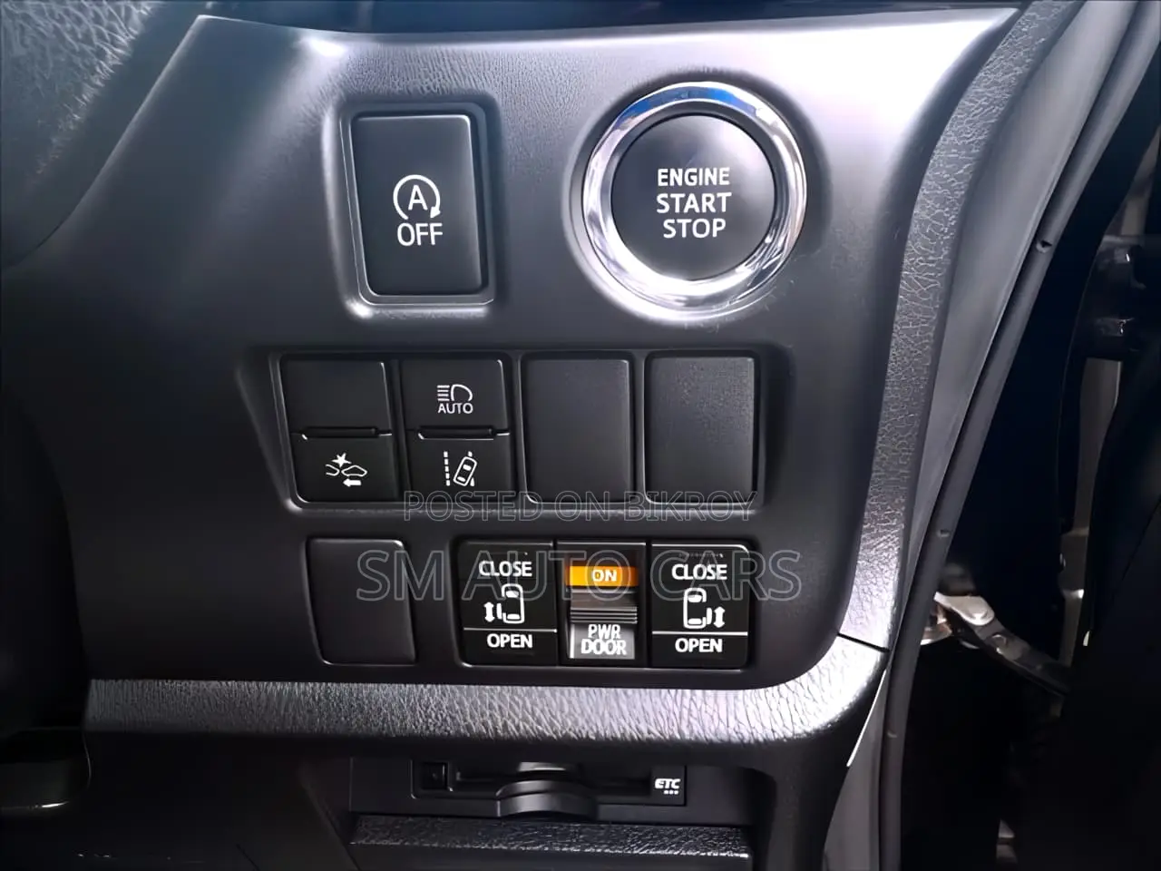Toyota Noah 2.0 FWD (7 Seater) 2021 Black