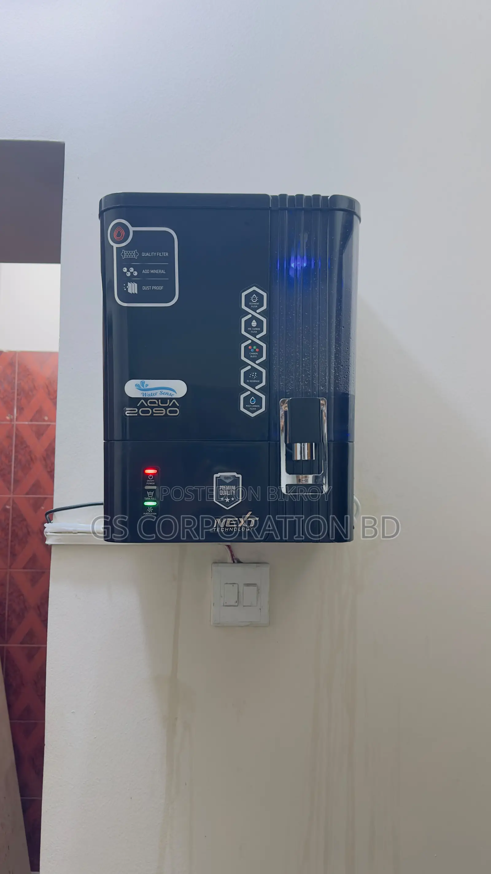 Aqua 2090 Machine