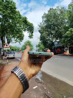 রিয়েলমি ১২৮ জিবি সবুজ