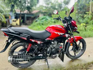 Hero Glamour 2022 Red
