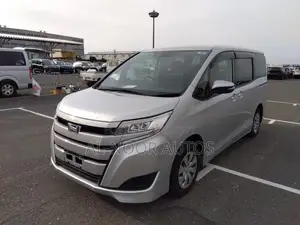 Toyota Noah 2020 Silver