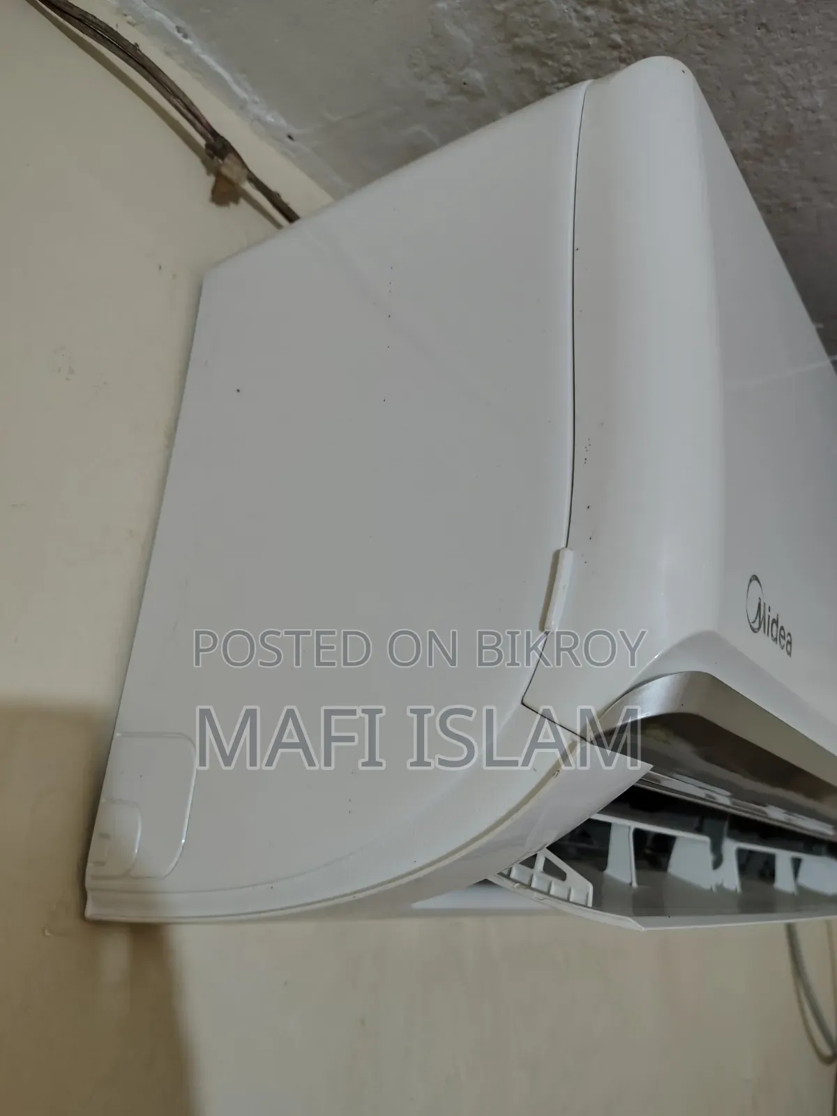Midea AC 1.5 Ton Good Condition