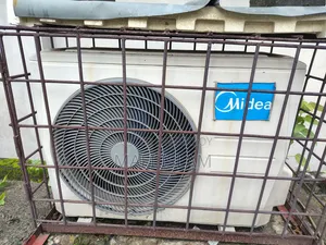 Midea AC 1.5 Ton Good Condition
