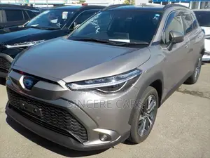 Toyota Corolla Cross 2023 Brown
