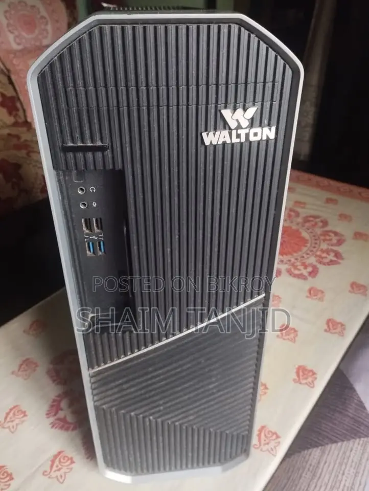 Desktop Computer 8GB AMD Ryzen 3 SSD 256GB