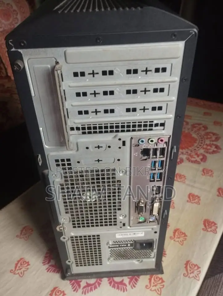 Desktop Computer 8GB AMD Ryzen 3 SSD 256GB