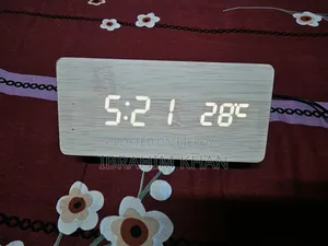 উডেন ডিজিটাল অ্যালার্ম ক্লক