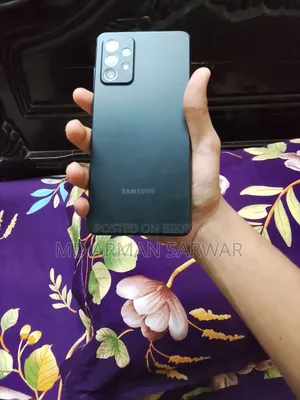 স্যামসাং গ্যালাক্সি এ৭২ ১২৮ জিবি ব্ল্যাক