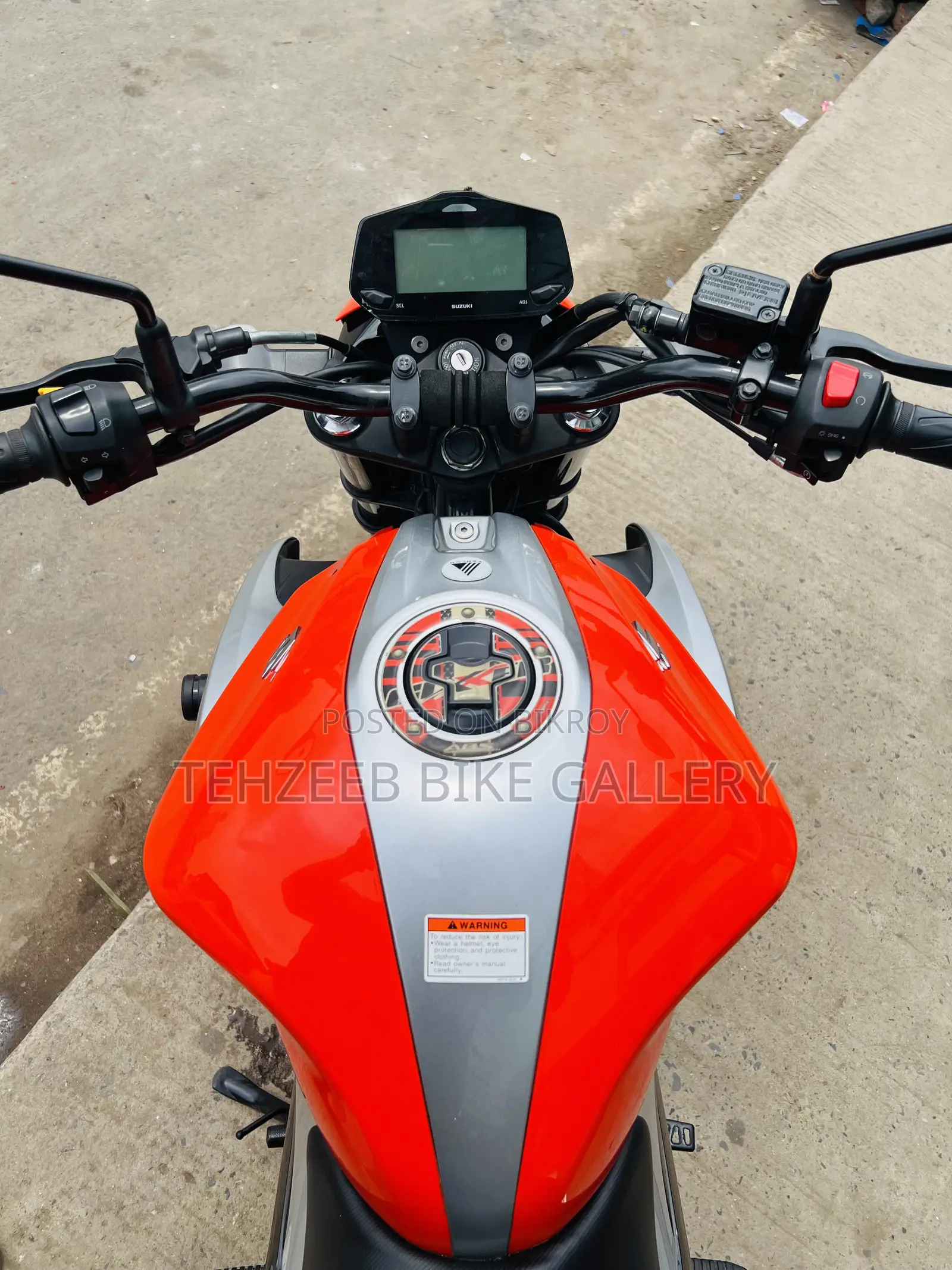 Suzuki 2025 Orange