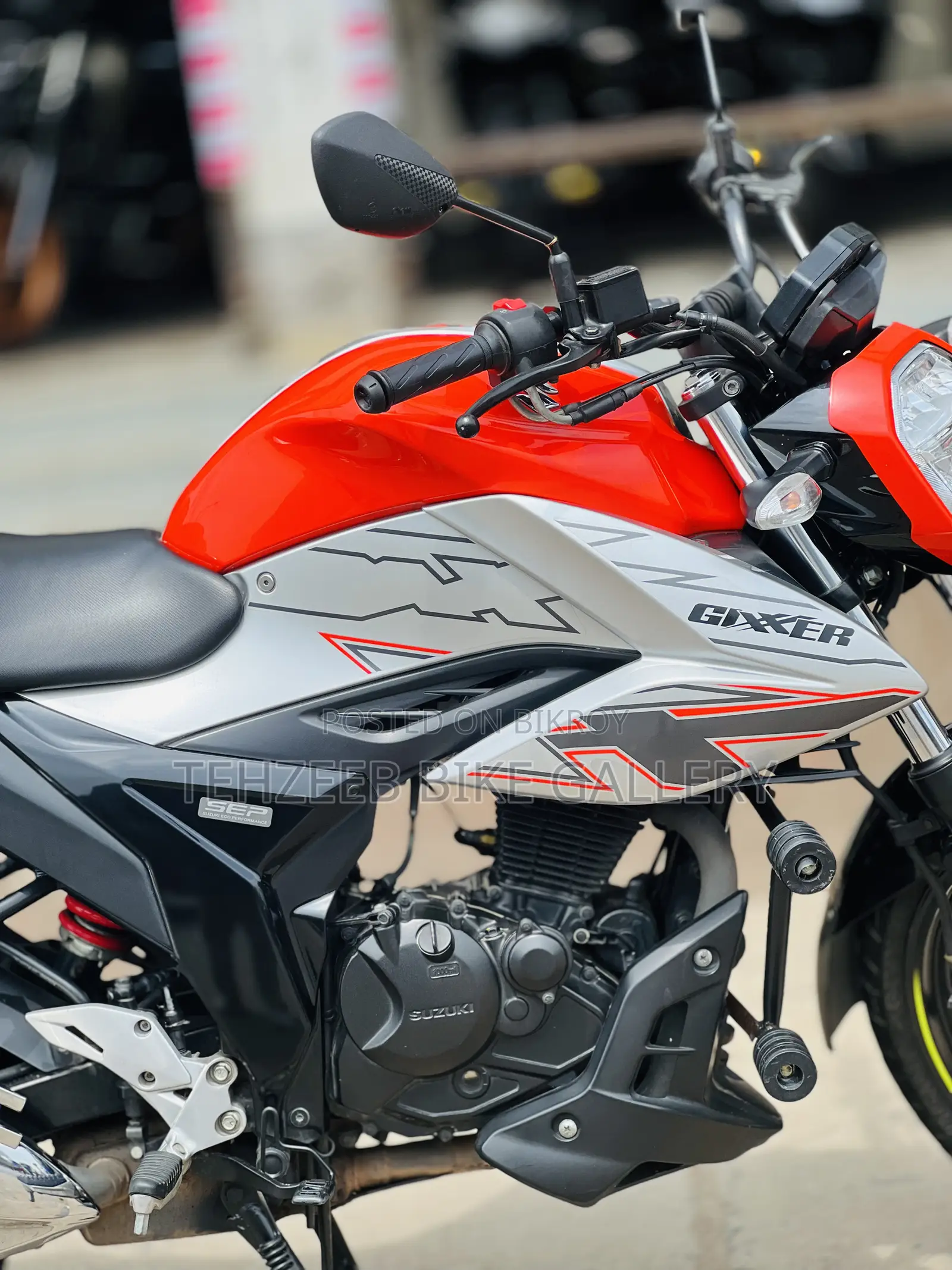 Suzuki 2025 Orange