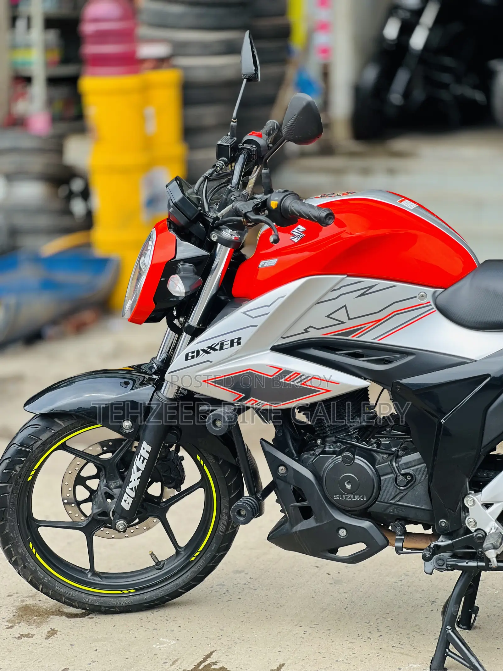 Suzuki 2025 Orange