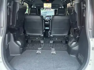 Toyota Esquire 2021 Pearl