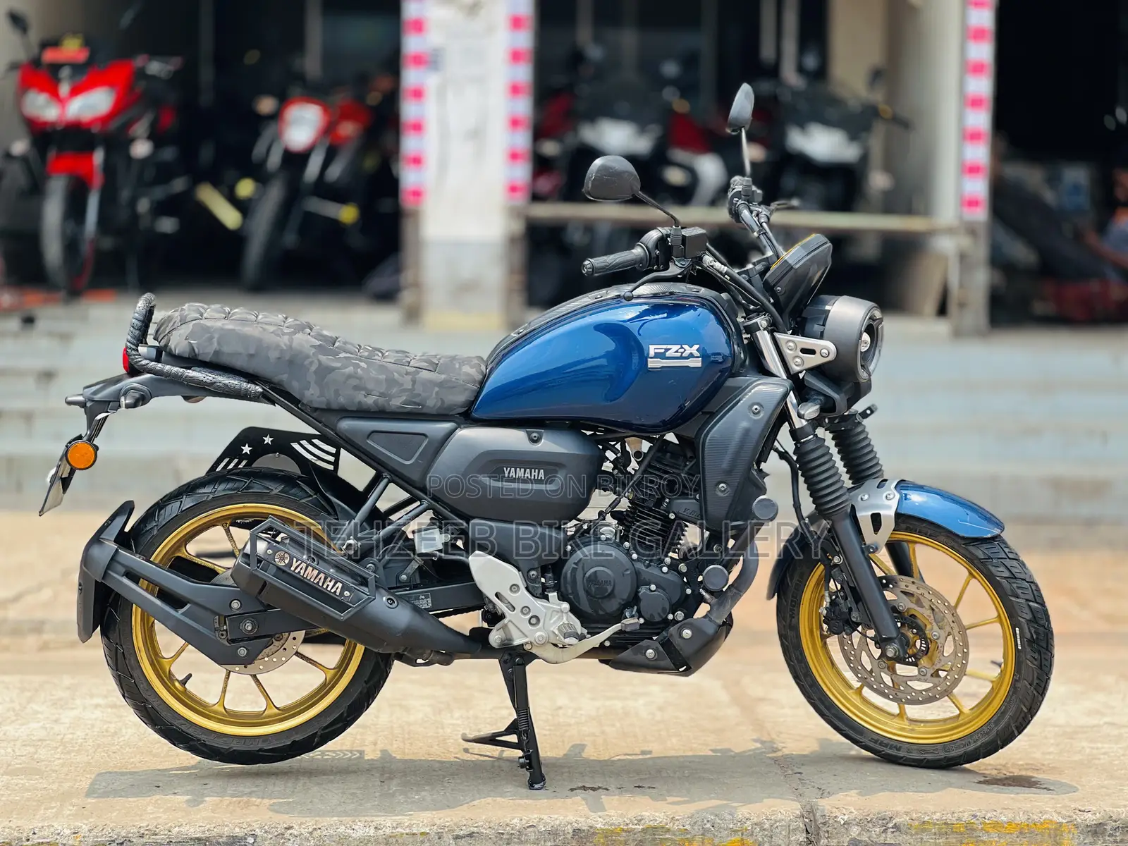 Suzuki 2025 Blue