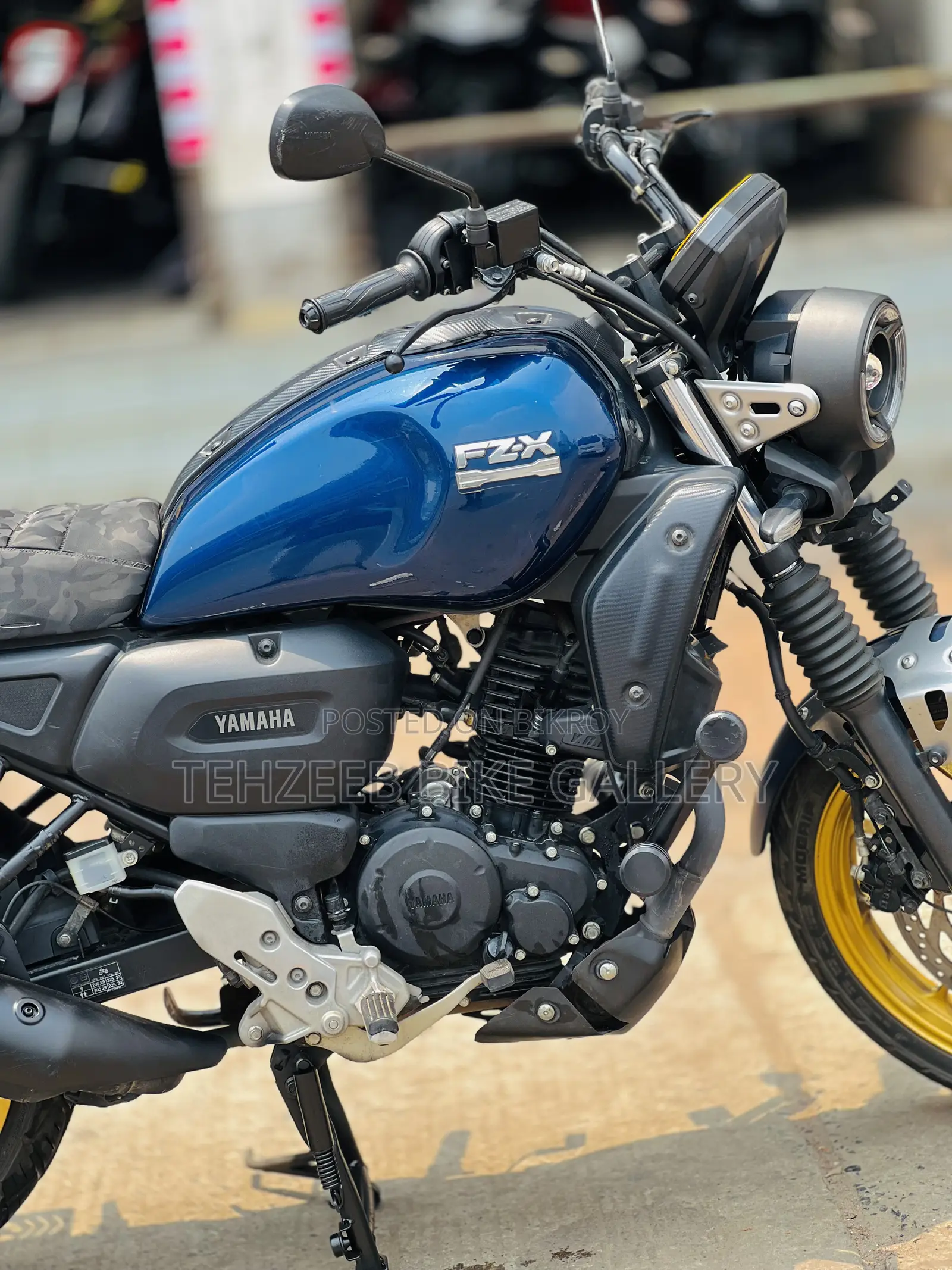 Suzuki 2025 Blue