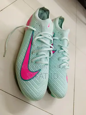 Nike Air Zoom Mercurial Vapor 16 Elite