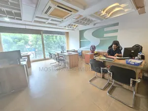 গ্রিন রোডের জনপ্রিয় এলাকায় ১৫১১ বর্গফুটের বিশাল জায়গাসহ চমৎকার লোকেশন