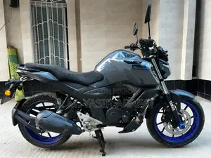 Yamaha R1 2025 Black