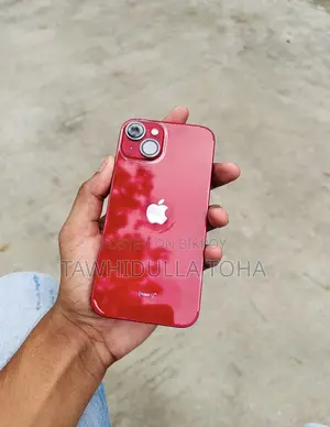 Apple iPhone 13 128 GB Red