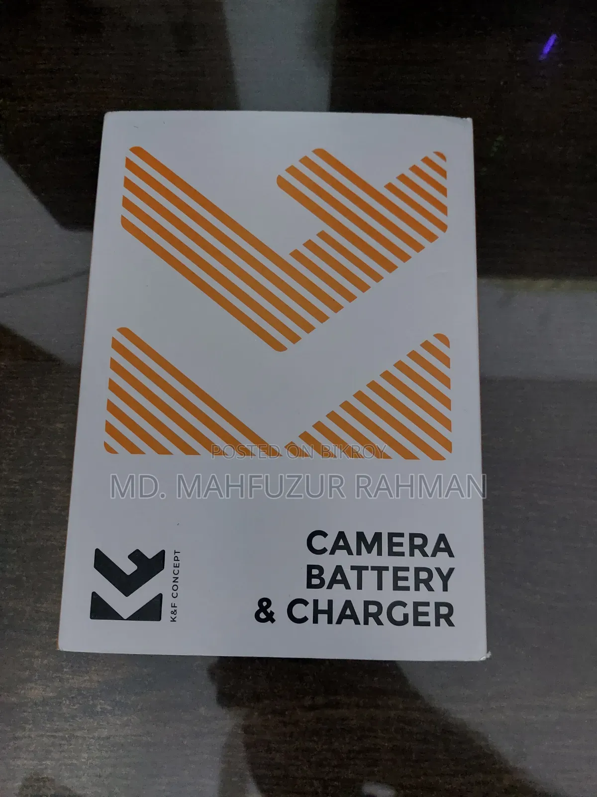 K F Concept Triple Charger ও ৩টি NP-FW50 Battery বিক্রি হবে