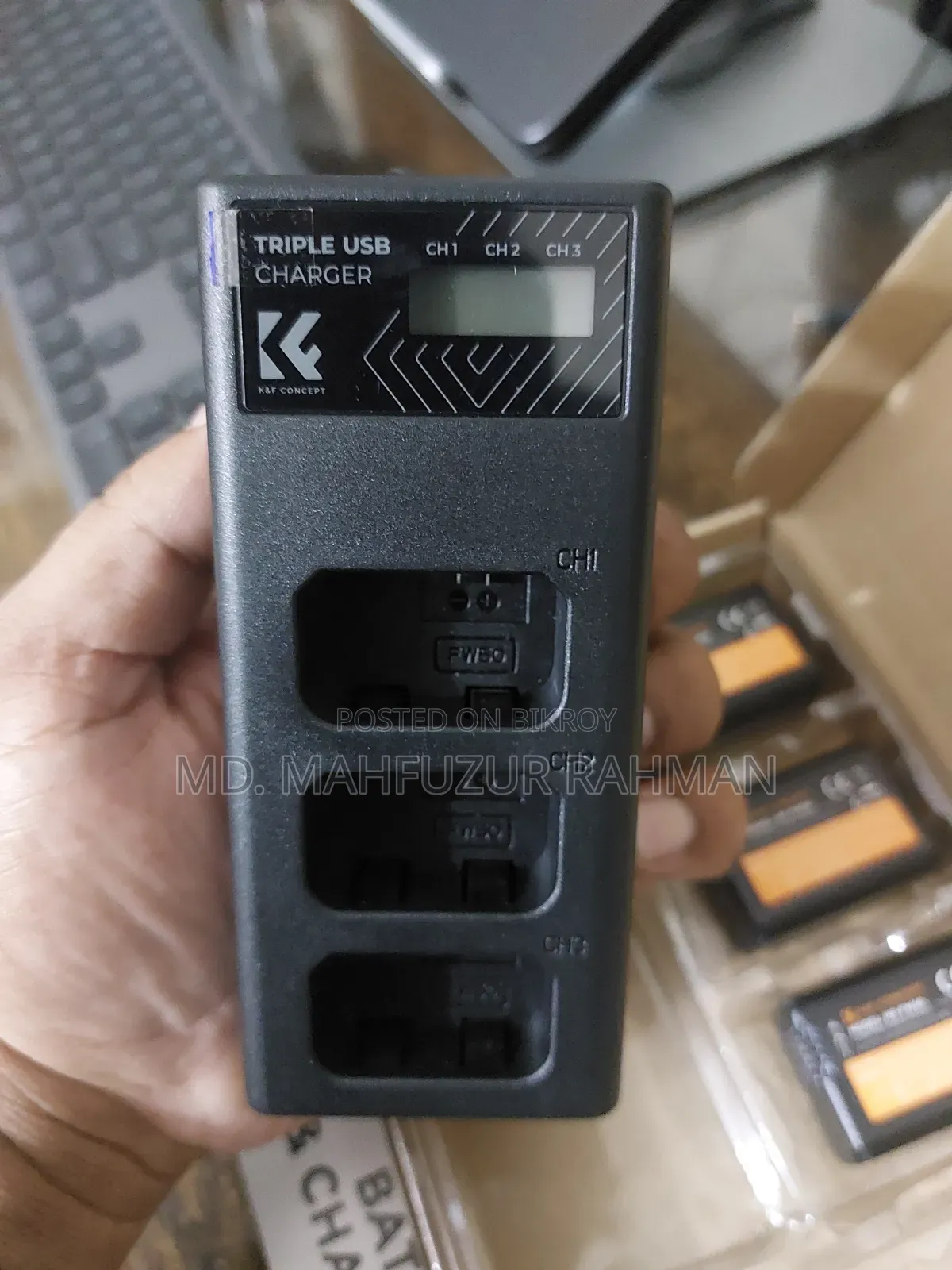 K F Concept Triple Charger ও ৩টি NP-FW50 Battery বিক্রি হবে