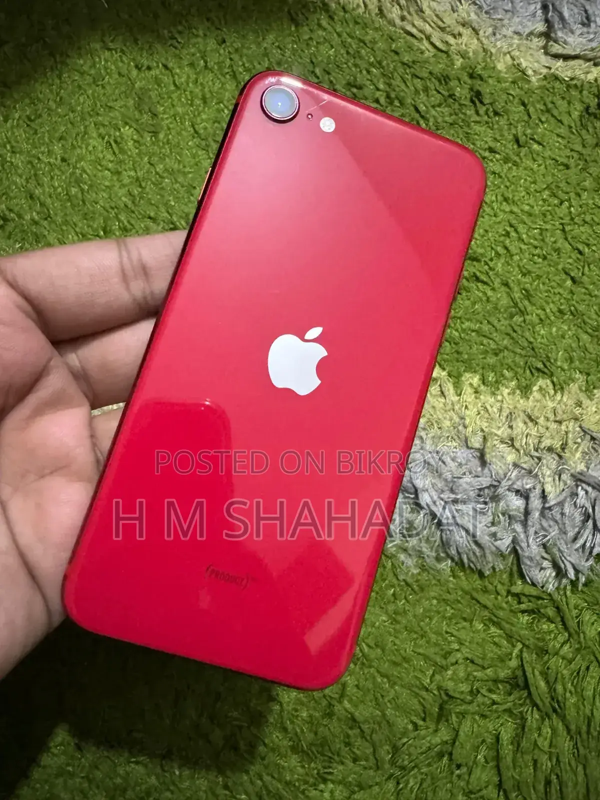 Apple iPhone SE (2020) 64 GB Red