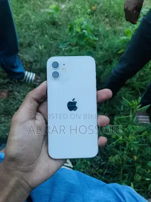 অ্যাপল আইফোন ১২ ১২৮ জিবি হোয়াইট