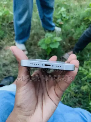 অ্যাপল আইফোন ১২ ১২৮ জিবি হোয়াইট