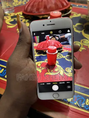 Apple iPhone 7 128 GB Red