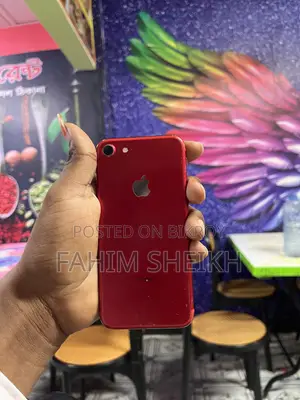 Apple iPhone 7 128 GB Red