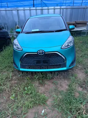 Toyota Sienta 1.5 Hybrid FWD (6-Seater) 2021