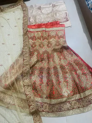 লেহেঙ্গা পোশাক