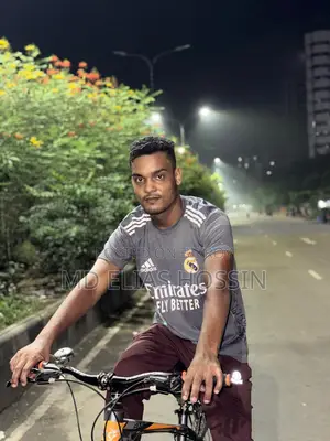 নিরাপত্তা কর্মী জীবনবৃত্তান্ত
