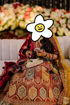 ইন্ডিয়ান রেড ব্রাইডাল লেহেঙ্গা