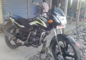 TVS Metro 2016 Green