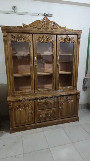 চিটাগং সেগুন কাঠের সোকেস